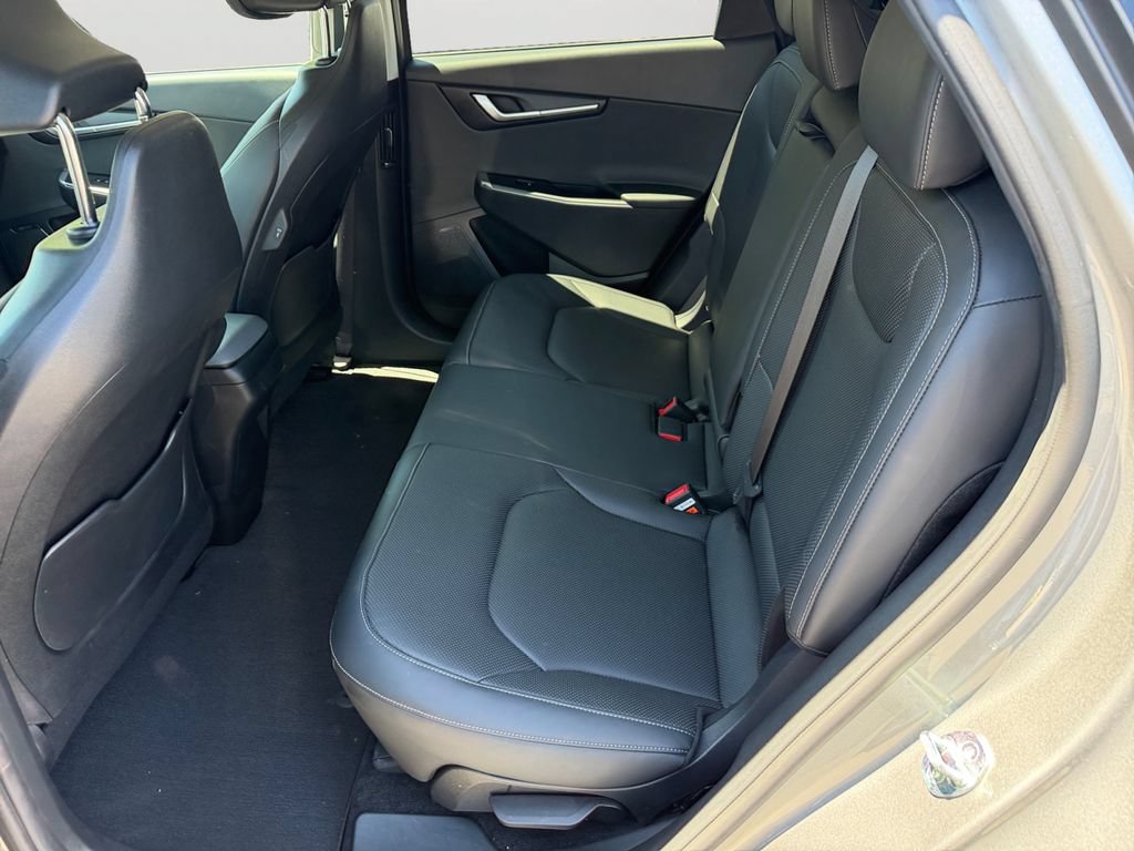 Used 2023 Kia EV6 Wind w/ Wind Technology Package AWD/4WD image 15