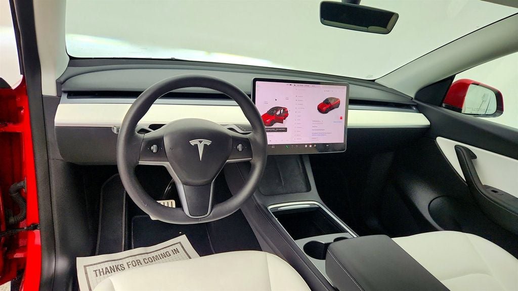 Used 2022 Tesla Model Y Performance image 12