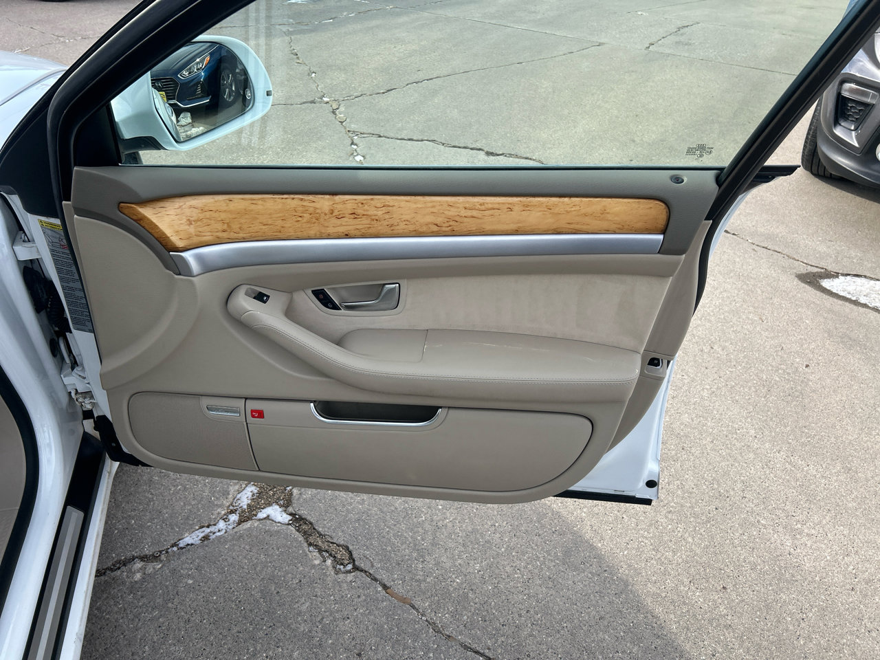 Used 2009 Audi A8 L 4.2 image 20