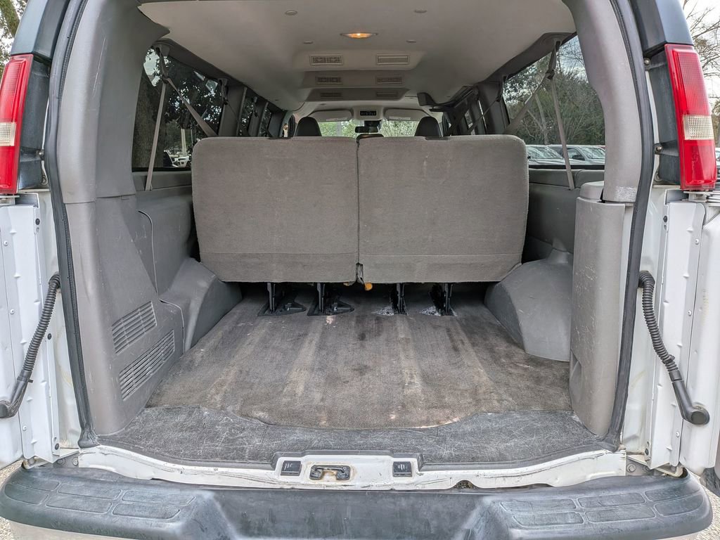 Used 2019 Chevrolet Express 3500 LT w/ LT Preferred Equipment Group image 29