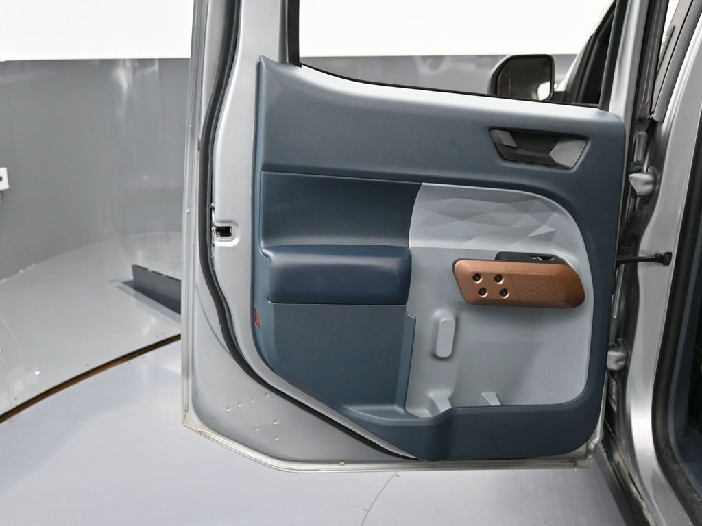 Used 2022 Ford Maverick Lariat w/ Lariat Luxury Package image 35