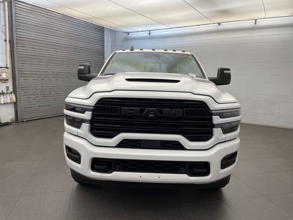New 2026 RAM 2500 Laramie AWD/4WD image 9