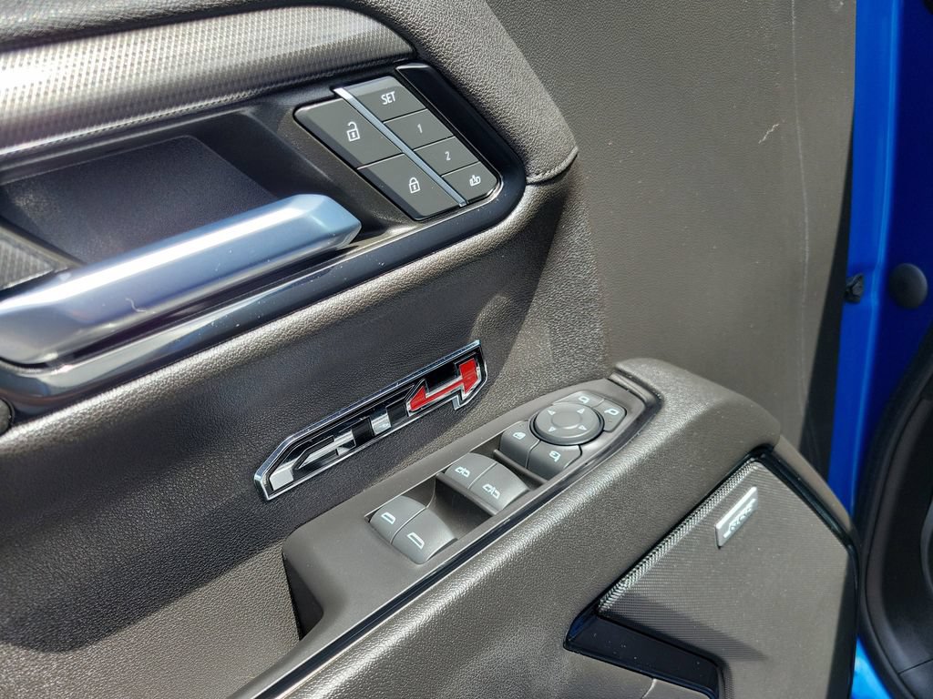Used 2023 GMC Sierra 1500 AT4 w/ AT4 Premium Package AWD/4WD image 19