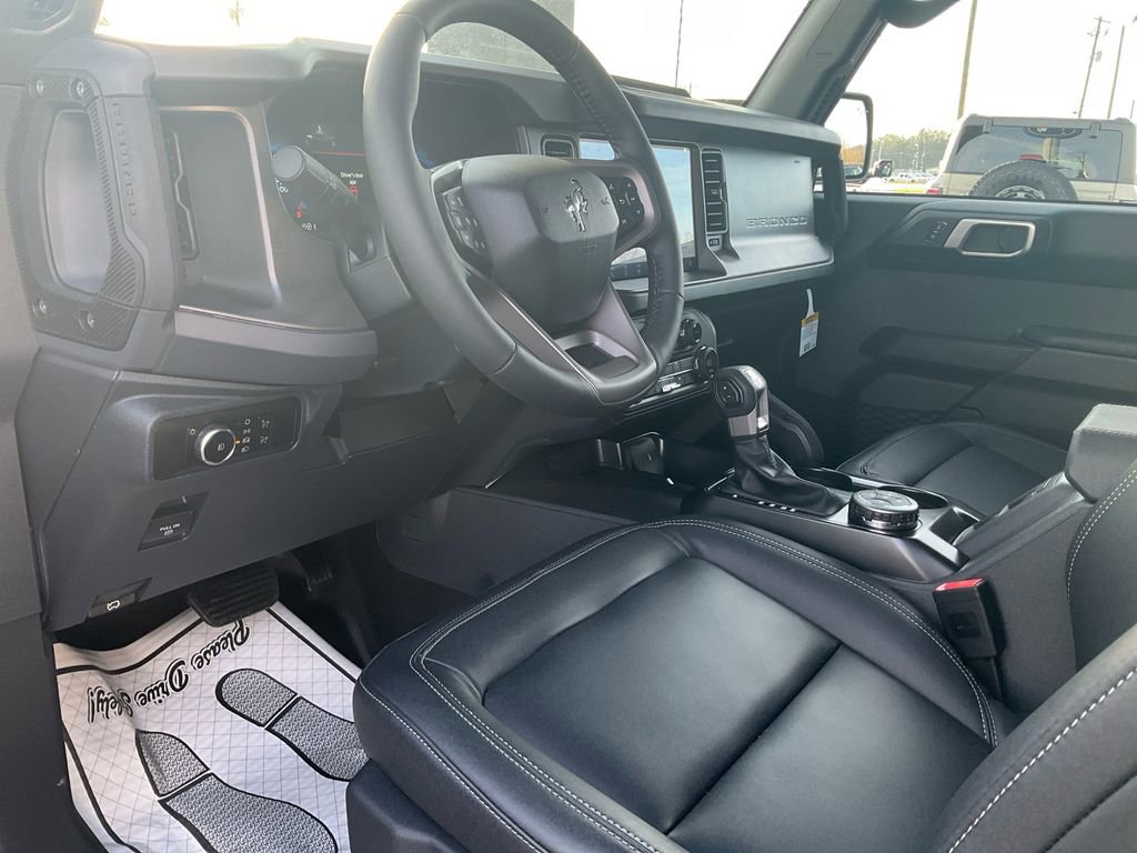 New 2026 Ford Bronco Badlands image 15