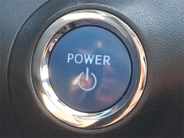 Used 2019 Toyota Avalon XLE w/ Moonroof Package image 24