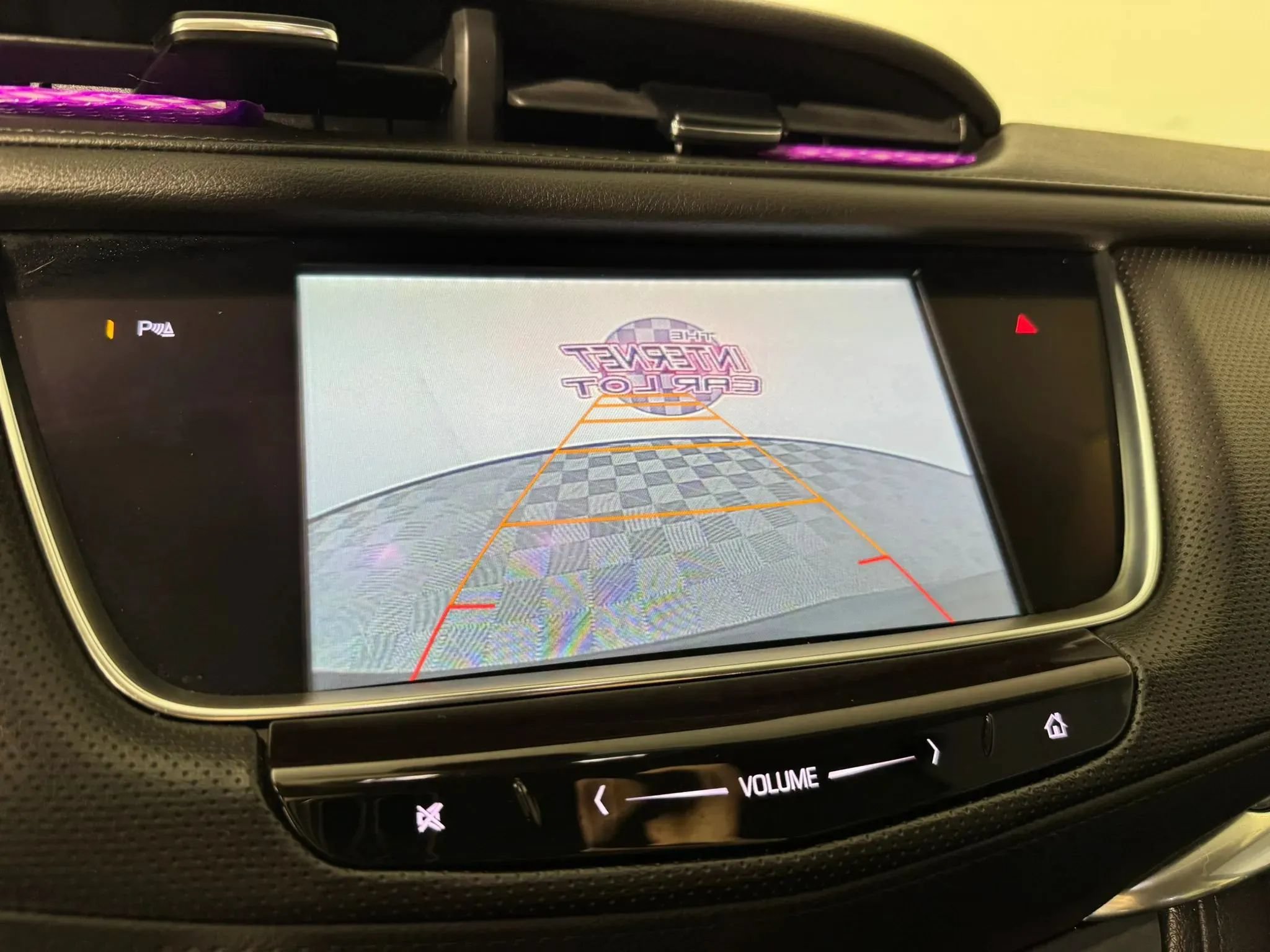 Used 2017 Cadillac XT5 Luxury w/ Driver Awareness Package FWD image 18
