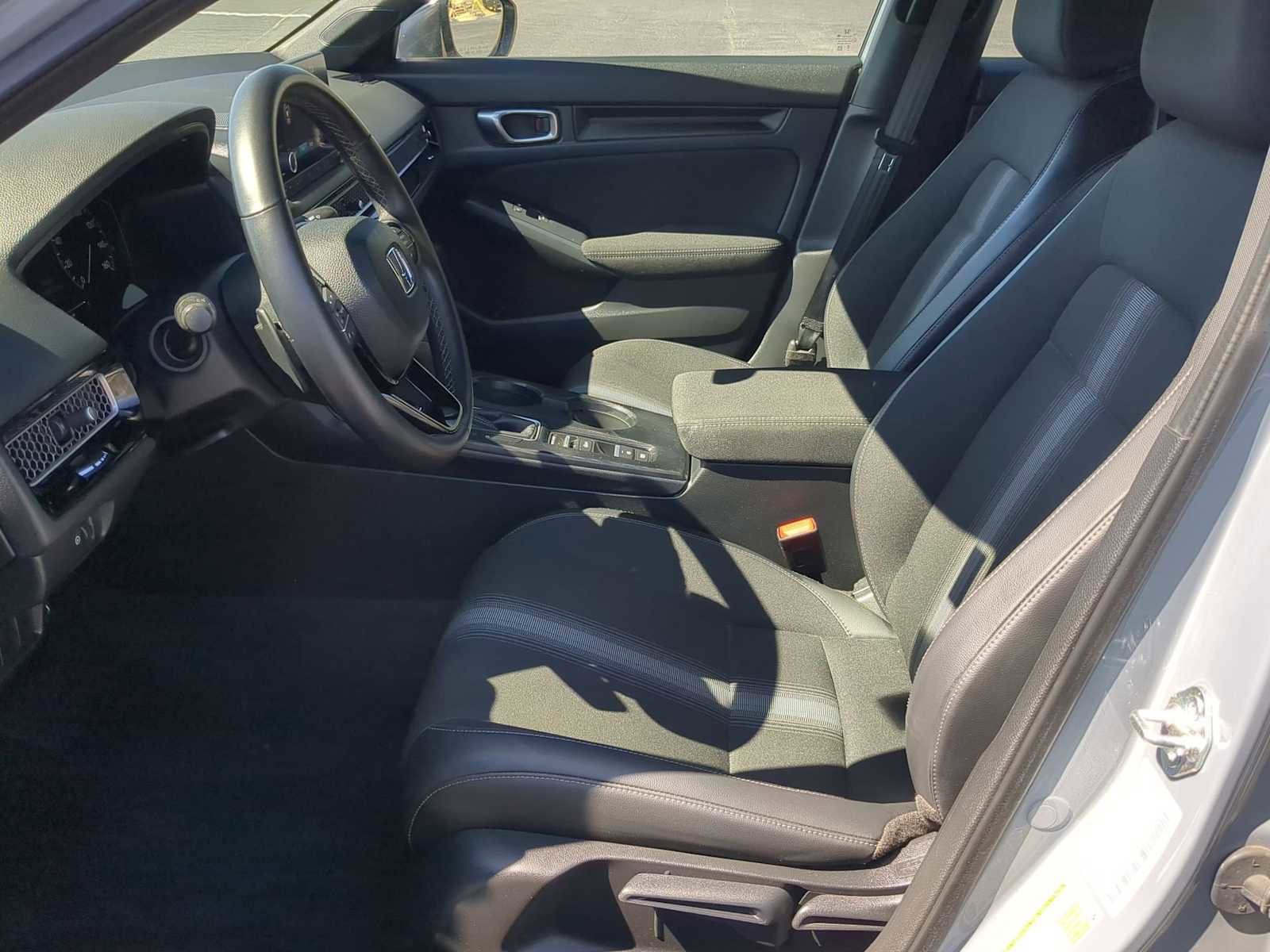 Used 2023 Honda Civic Sport image 13