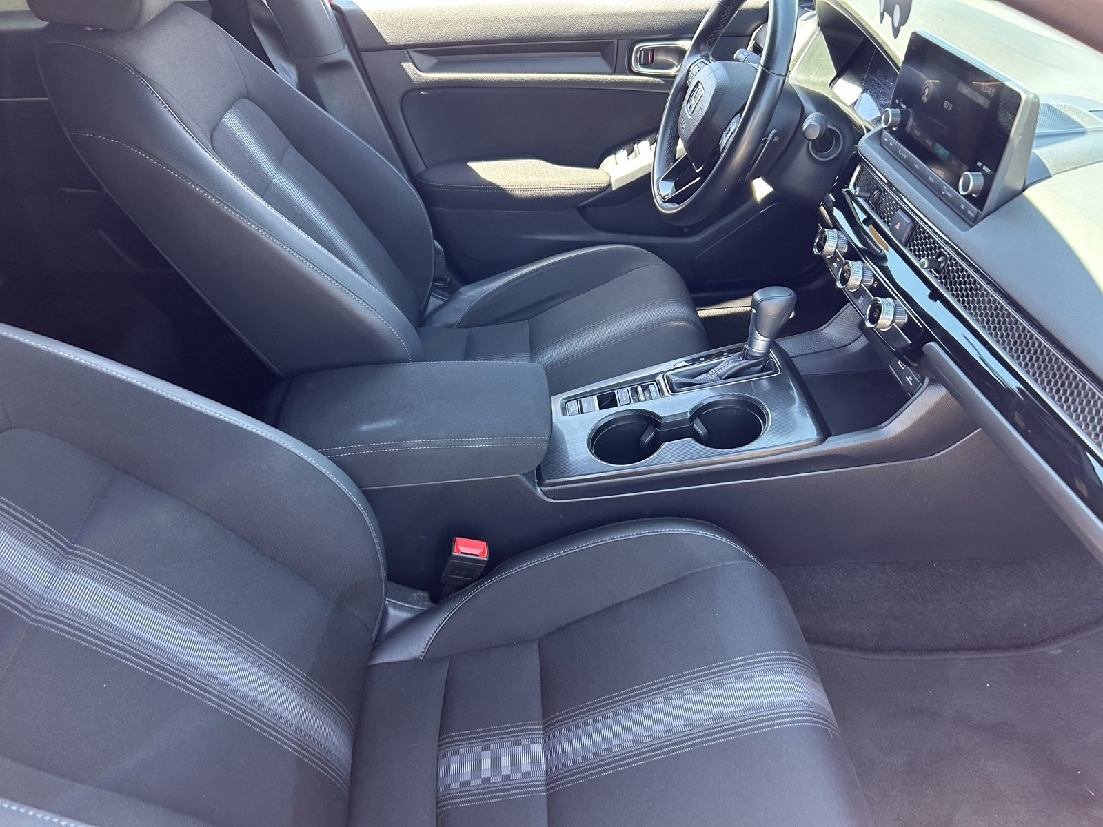 Used 2024 Honda Civic Sport image 12