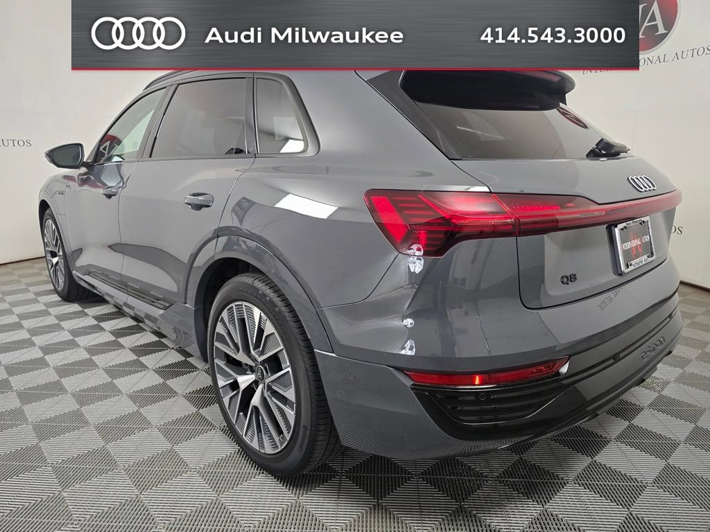 Used 2024 Audi Q8 e-tron Prestige w/ Prestige Package AWD/4WD image 7