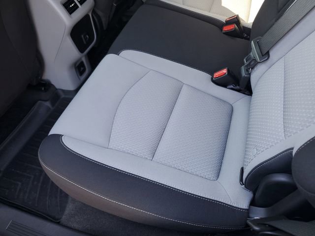 Used 2022 GMC Terrain SLE w/ Driver Convenience Package AWD/4WD image 15