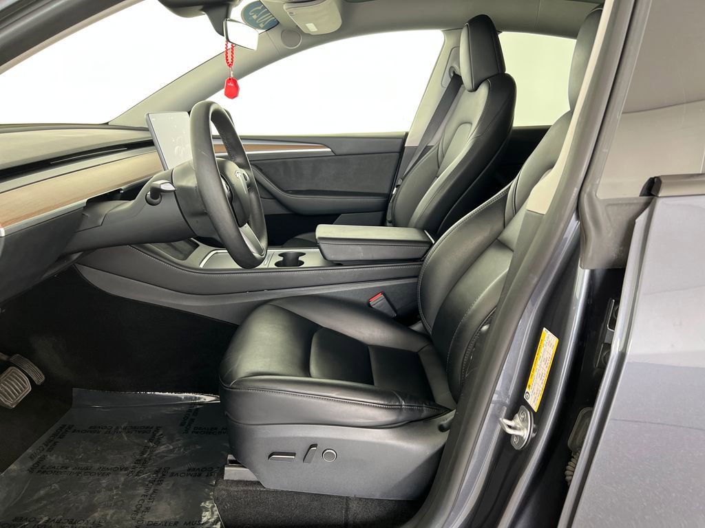 Used 2023 Tesla Model Y Long Range image 12