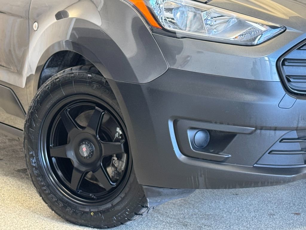 Used 2023 Ford Transit Connect XL image 3
