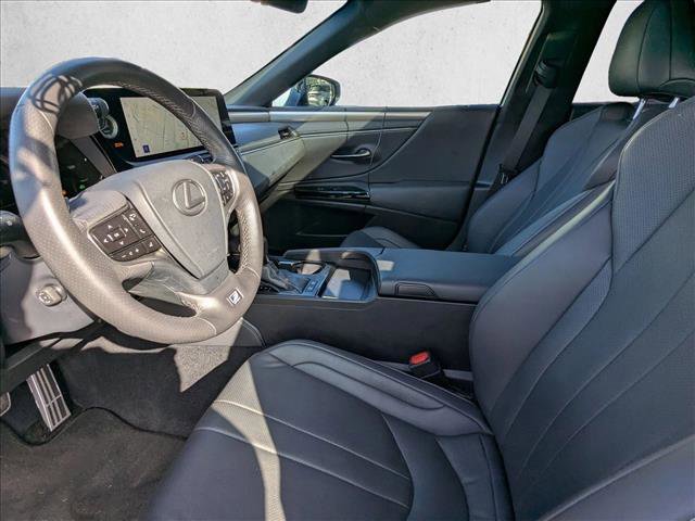 Used 2023 Lexus ES 300h F Sport image 19