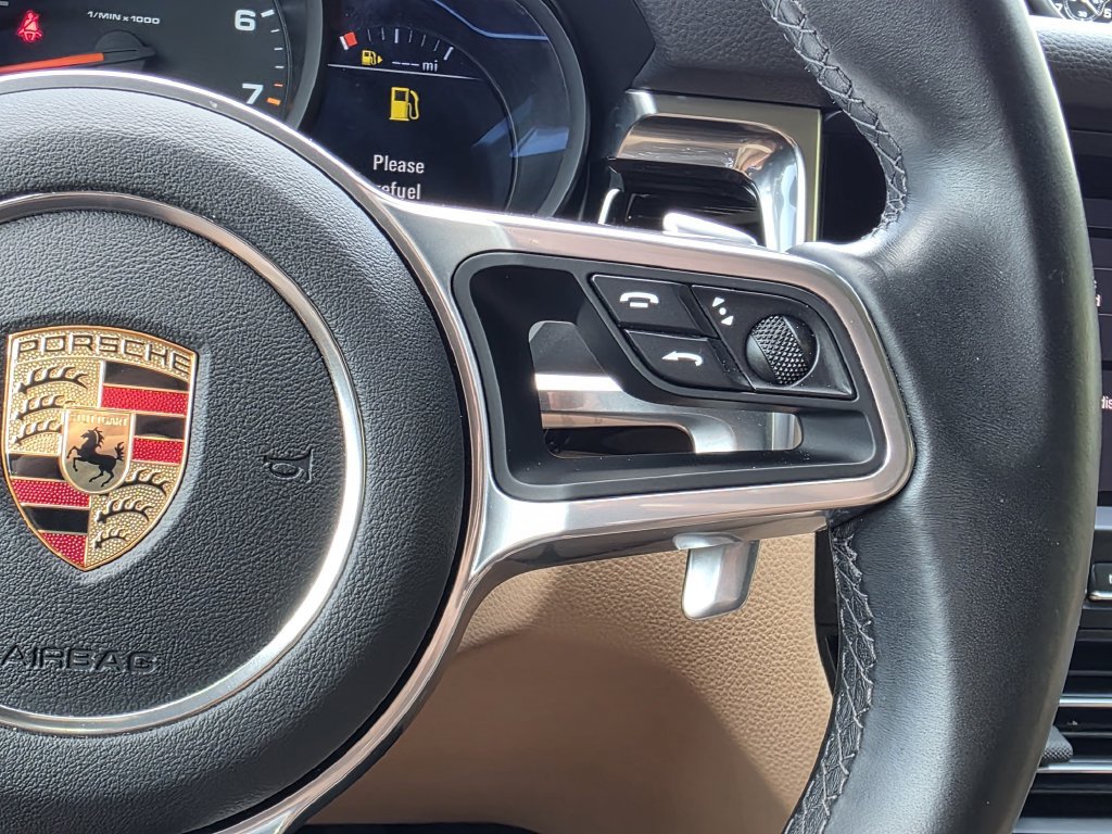 Certified 2021 Porsche Macan AWD/4WD image 15