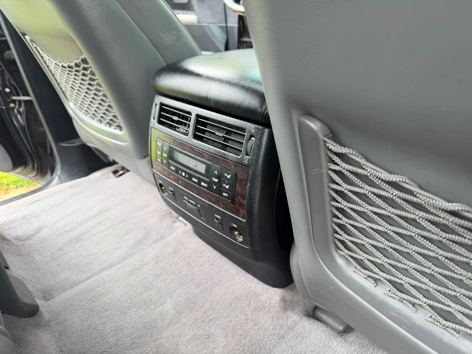 Used 2011 Toyota Land Cruiser w/ Upgrade Pkg AWD/4WD image 63