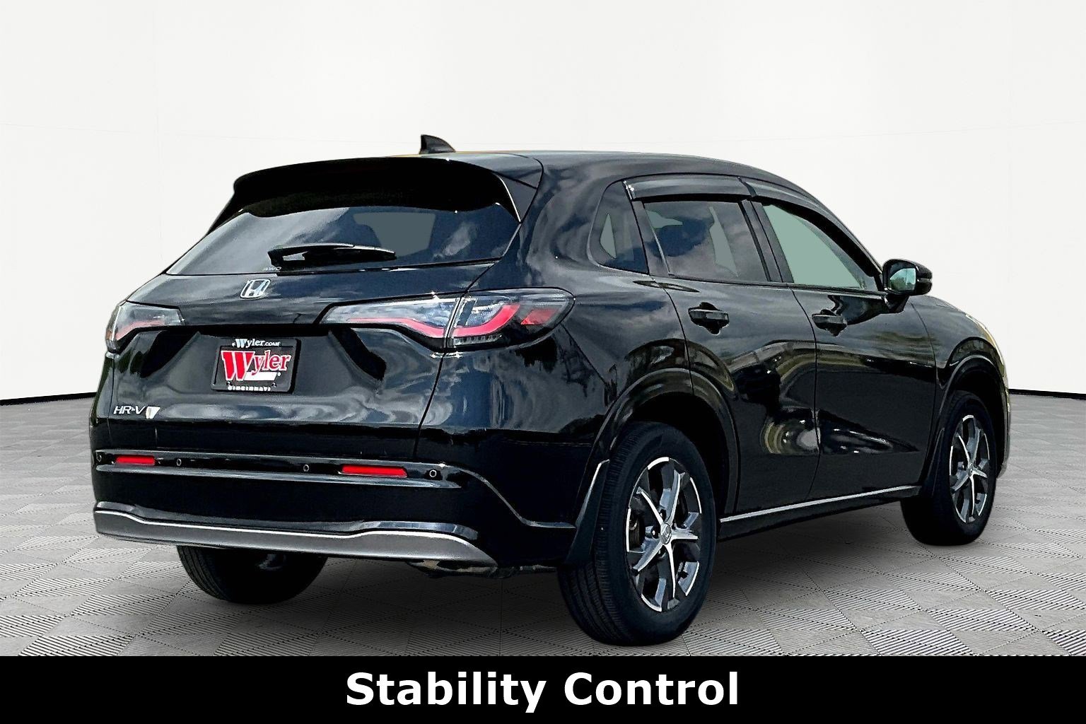 Used 2025 Honda HR-V EX-L image 6