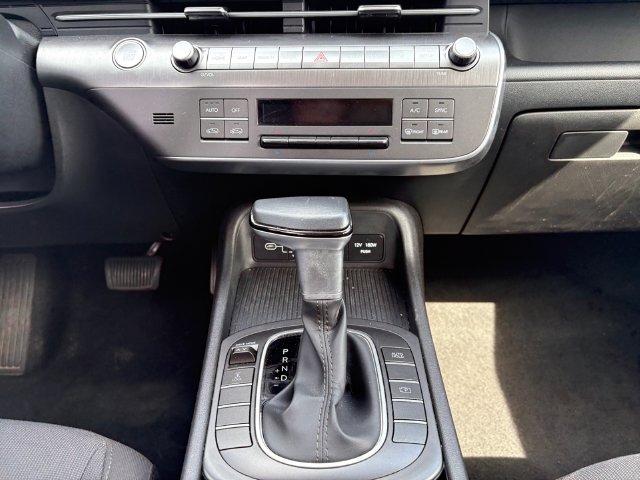 Used 2025 Hyundai Kona SEL AWD/4WD image 11