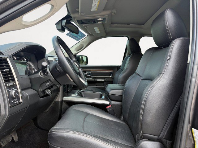 Used 2018 RAM 2500 Laramie w/ Sport Appearance Group AWD/4WD image 2