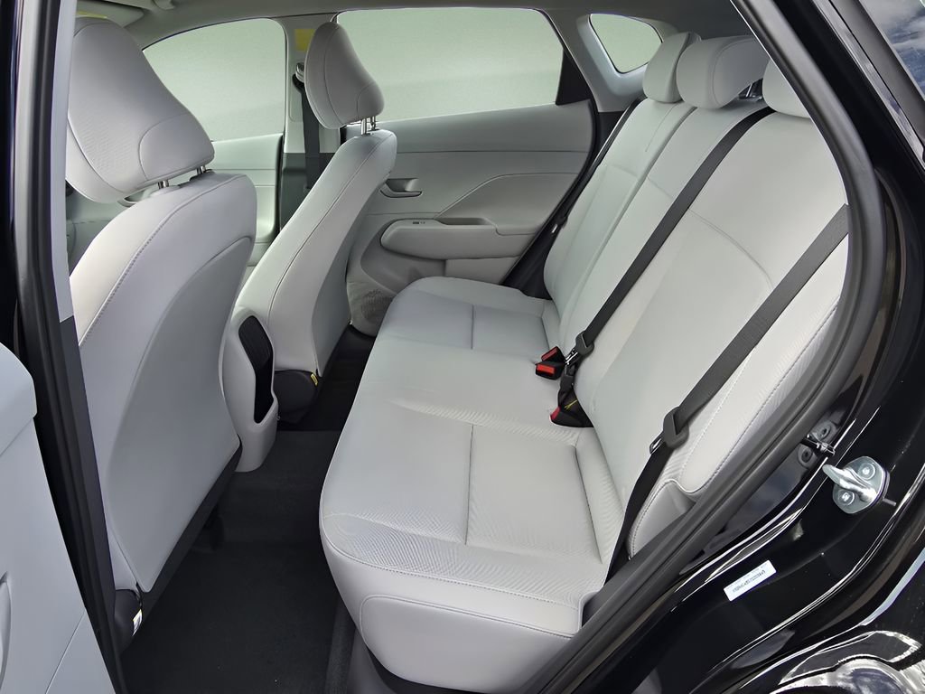 New 2026 Hyundai Kona SE image 14