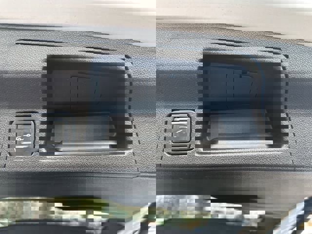 Used 2021 GMC Acadia SLT image 26