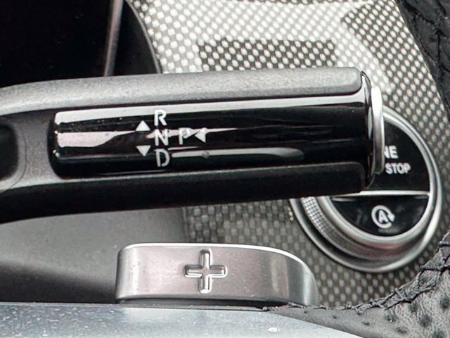 Used 2024 Mercedes-Benz GLC 300 4MATIC image 22
