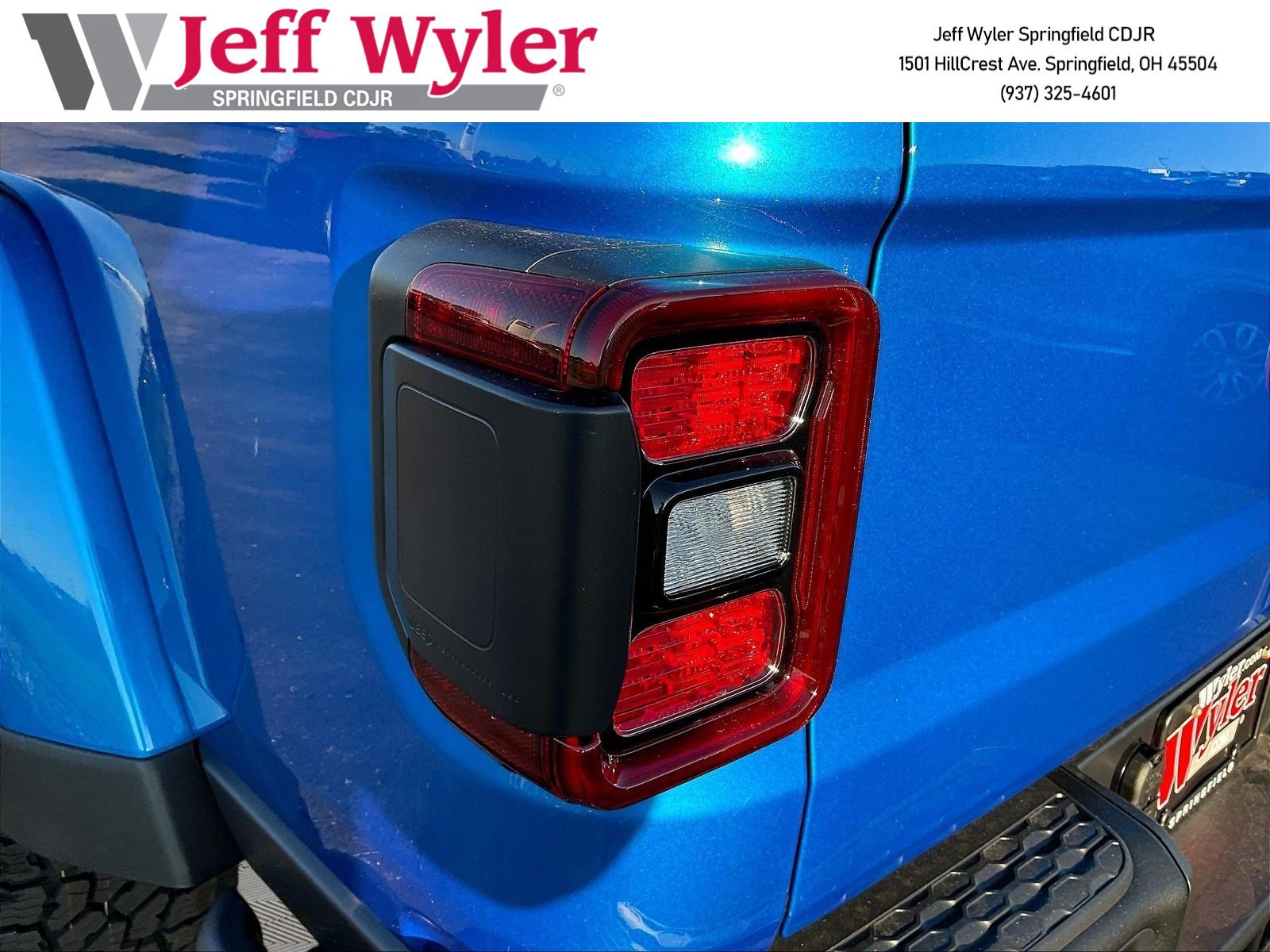 New 2027 Jeep Gladiator Rubicon w/ Safety Group AWD/4WD image 16
