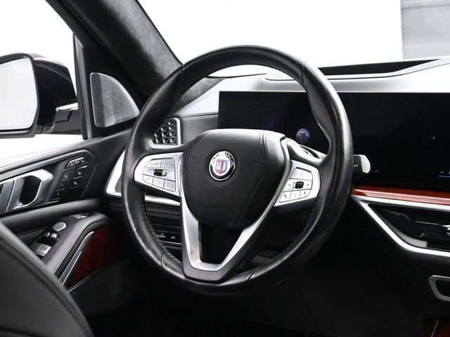 Used 2024 BMW ALPINA XB7 image 34
