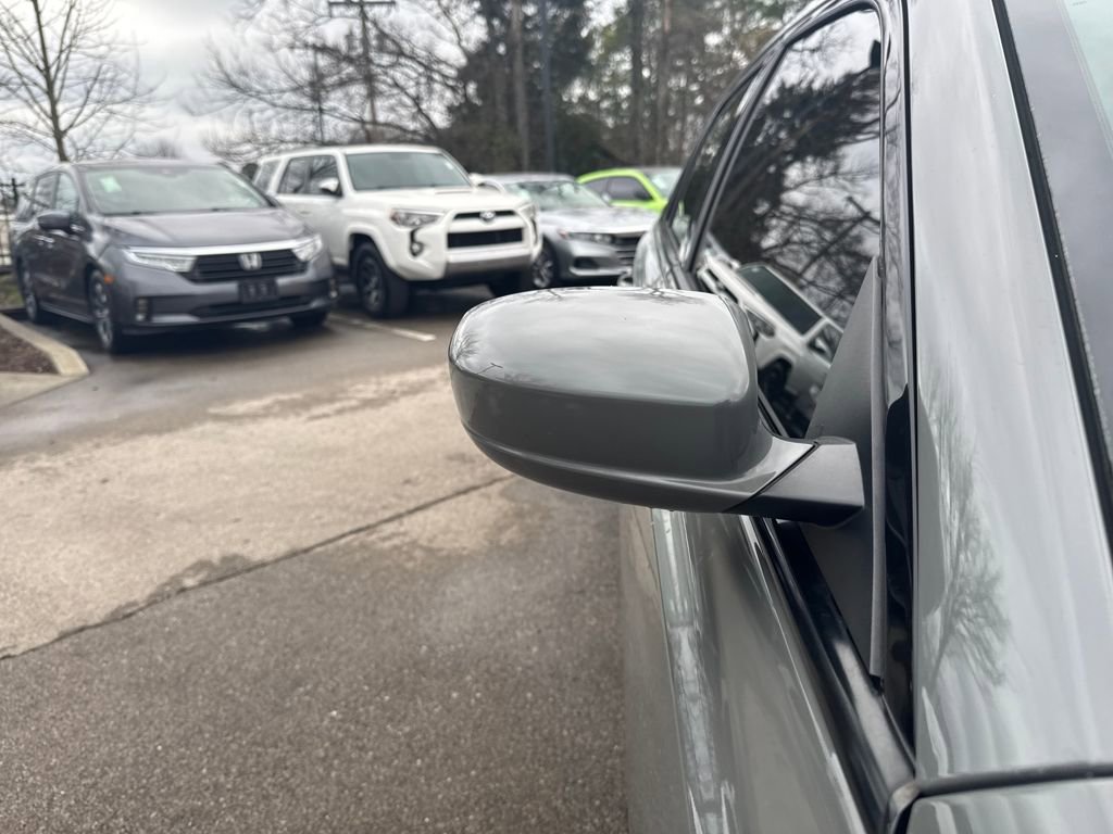 Used 2019 Chrysler 300 S image 37