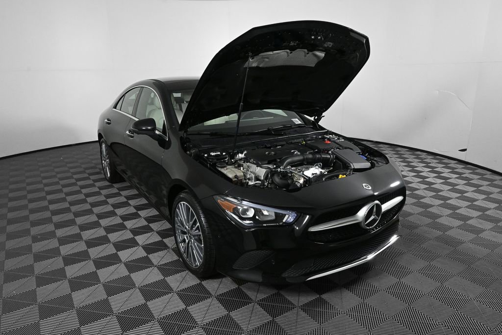 Used 2023 Mercedes-Benz CLA 250 image 32