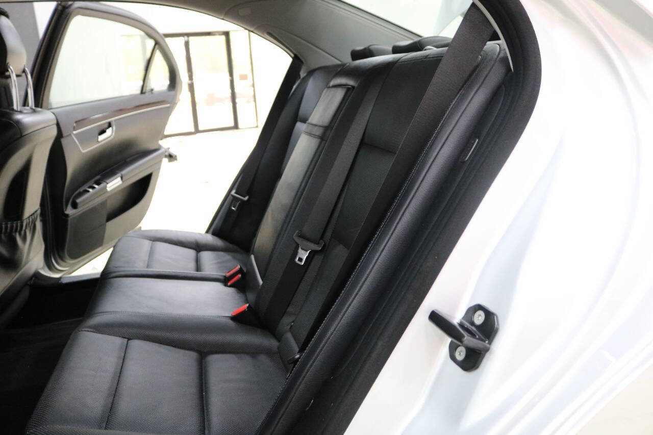 Used 2013 Mercedes-Benz S 550 4MATIC image 96