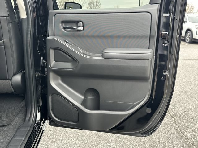 Certified 2024 Nissan Frontier SL w/ Technology Package AWD/4WD image 18