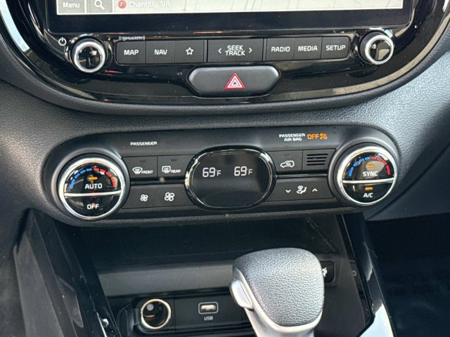 Used 2025 Kia Soul S FWD image 21