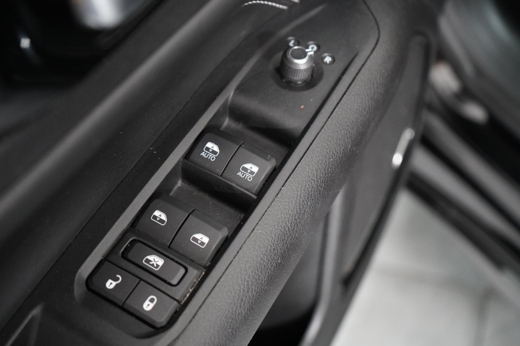 Certified 2022 Jeep Compass High Altitude AWD/4WD image 17