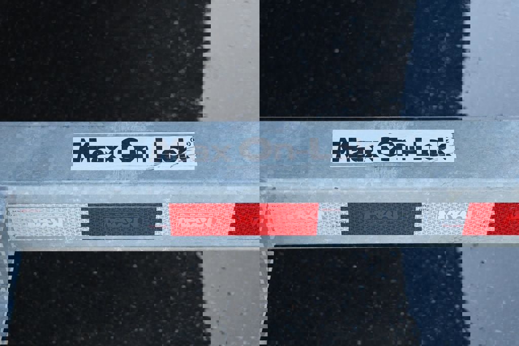 Used 2023 Ford F650 2WD Regular Cab Super Duty image 8