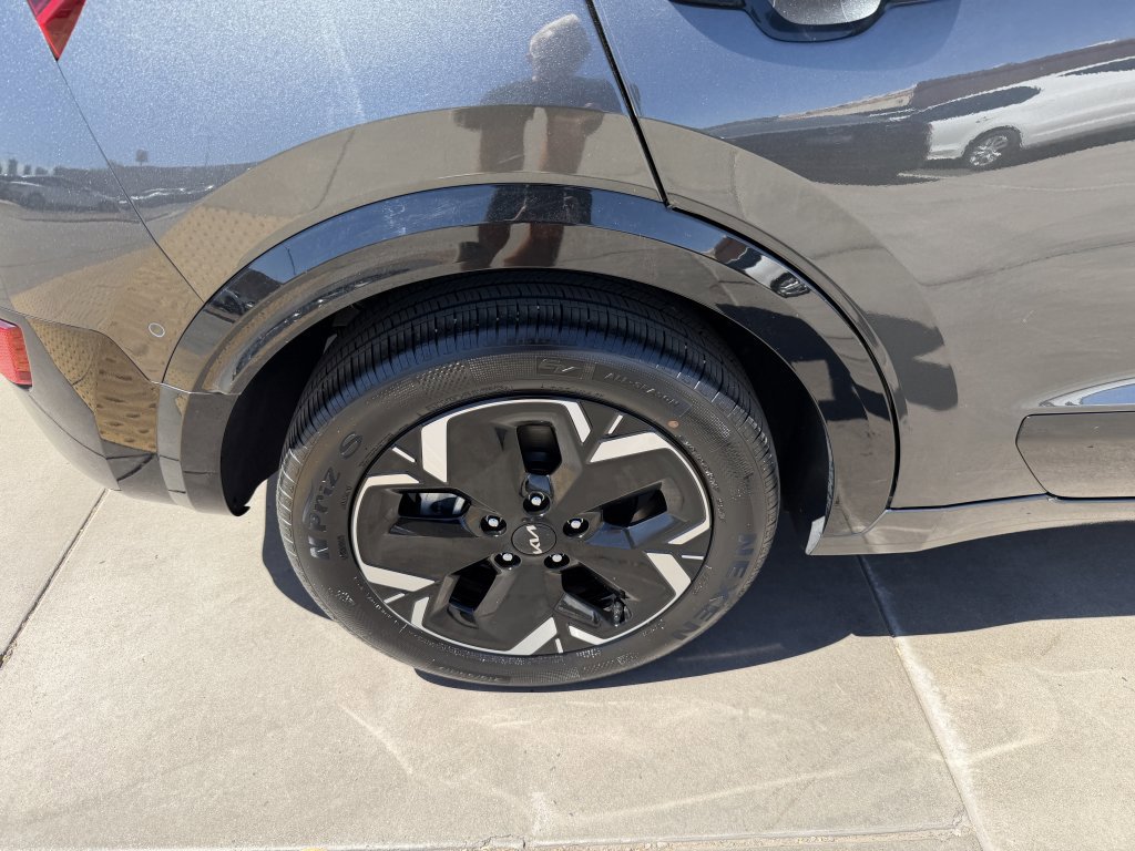 Used 2023 Kia Niro Wave w/ Wave Preserve Package image 15