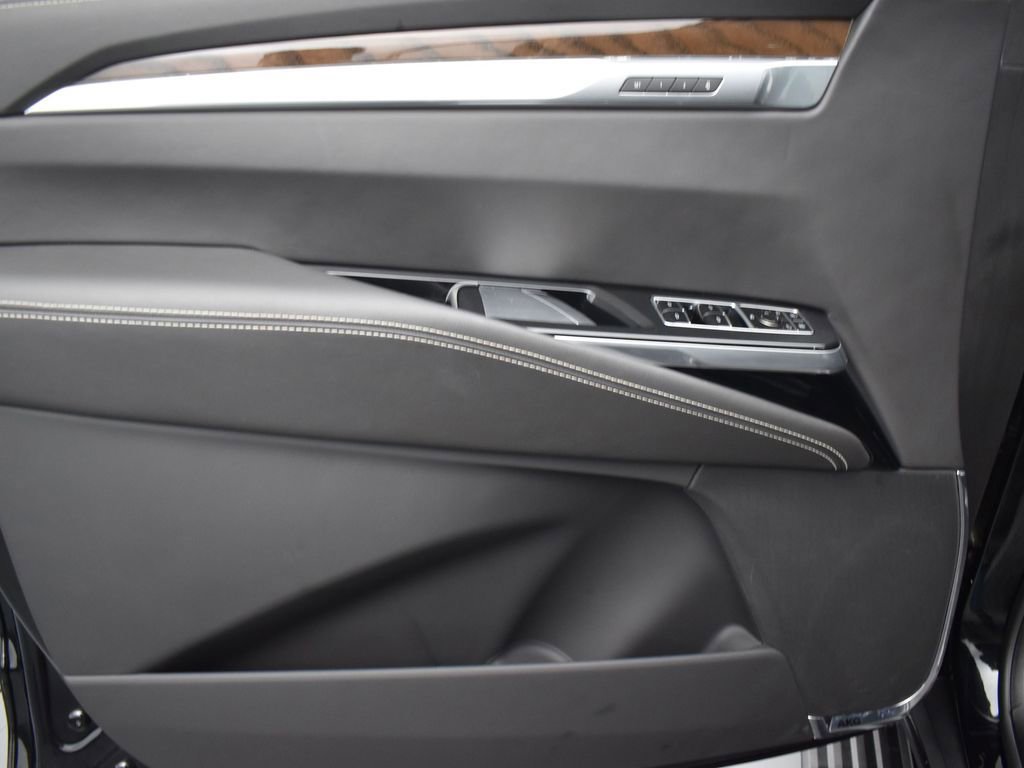 Certified 2026 Cadillac Escalade Platinum Sport image 11