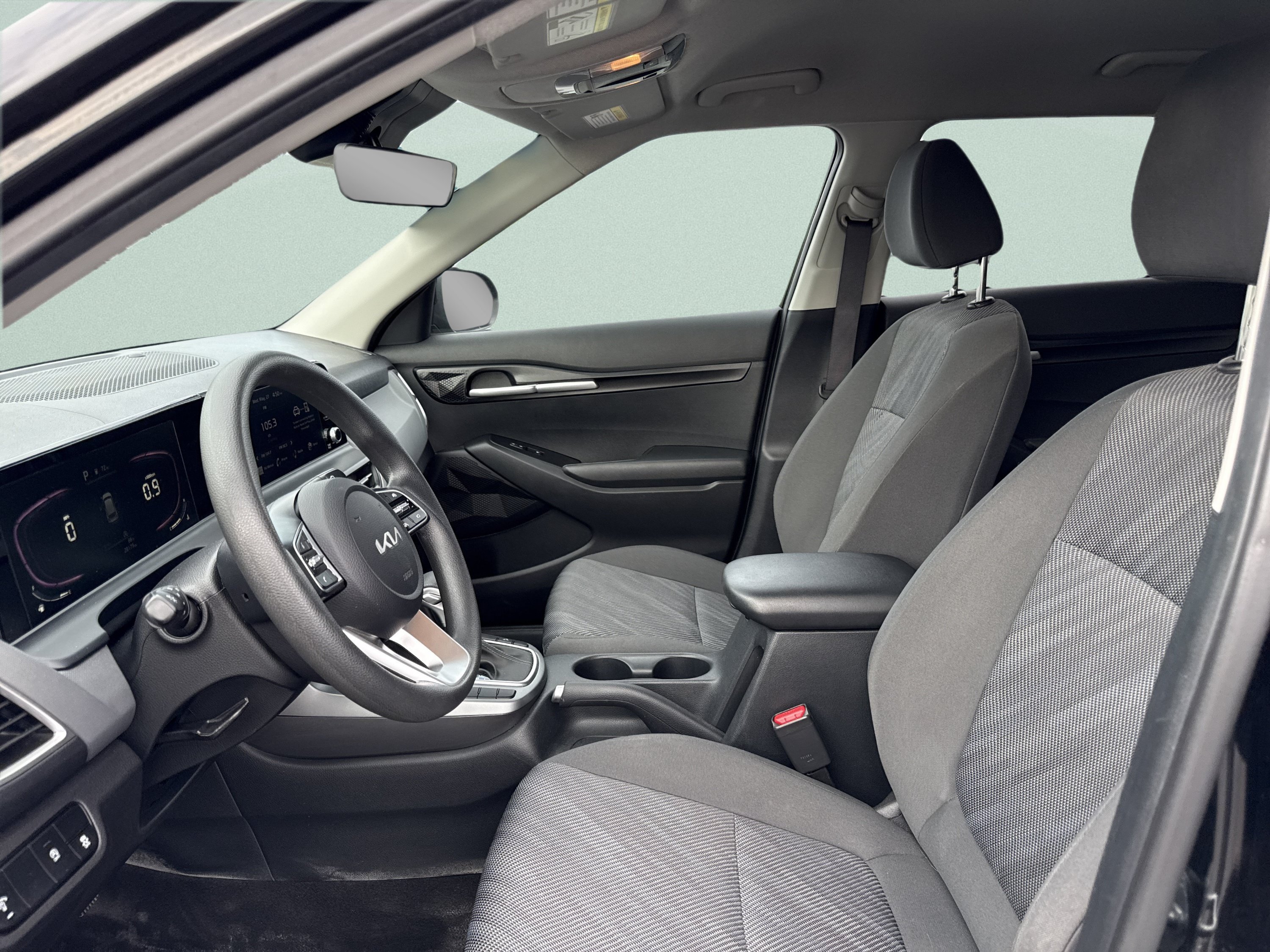 Used 2024 Kia Seltos LX AWD/4WD image 41