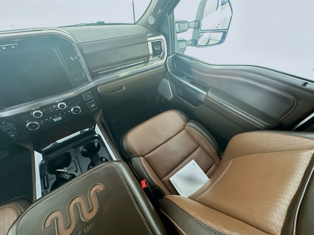 Used 2025 Ford F450 King Ranch w/ FX4 Off-Road Package AWD/4WD image 11
