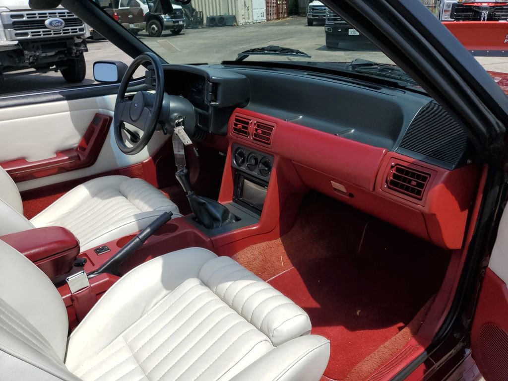 Used 1988 Ford Mustang GT RWD image 20