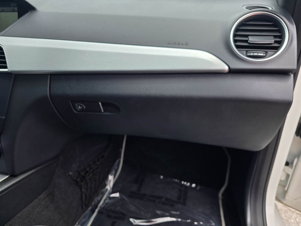 Used 2015 Mercedes-Benz C 250 Coupe image 37