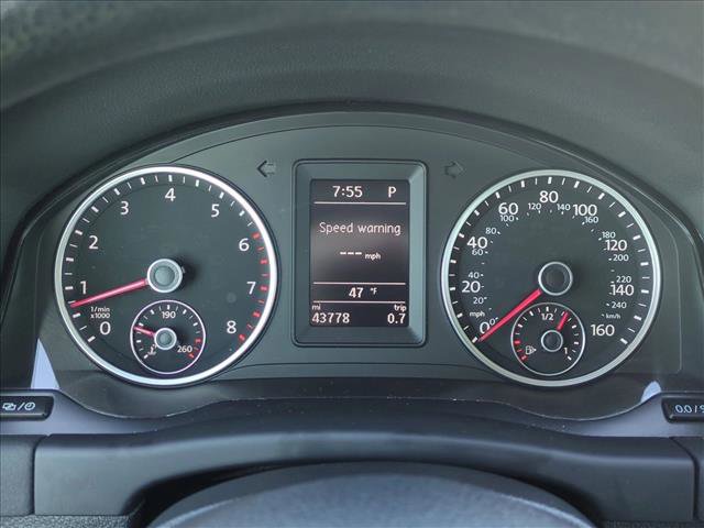 Used 2017 Volkswagen Tiguan Limited w/ Alloy Wheels Package image 11