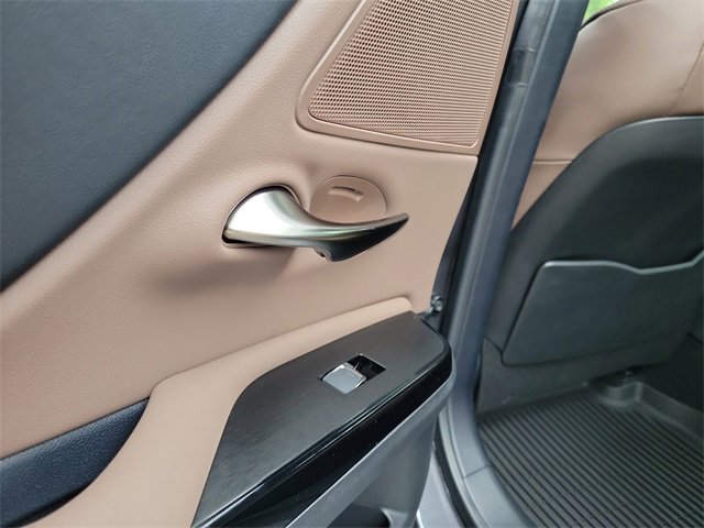 New 2025 Lexus ES 300h w/ Premium Package image 13