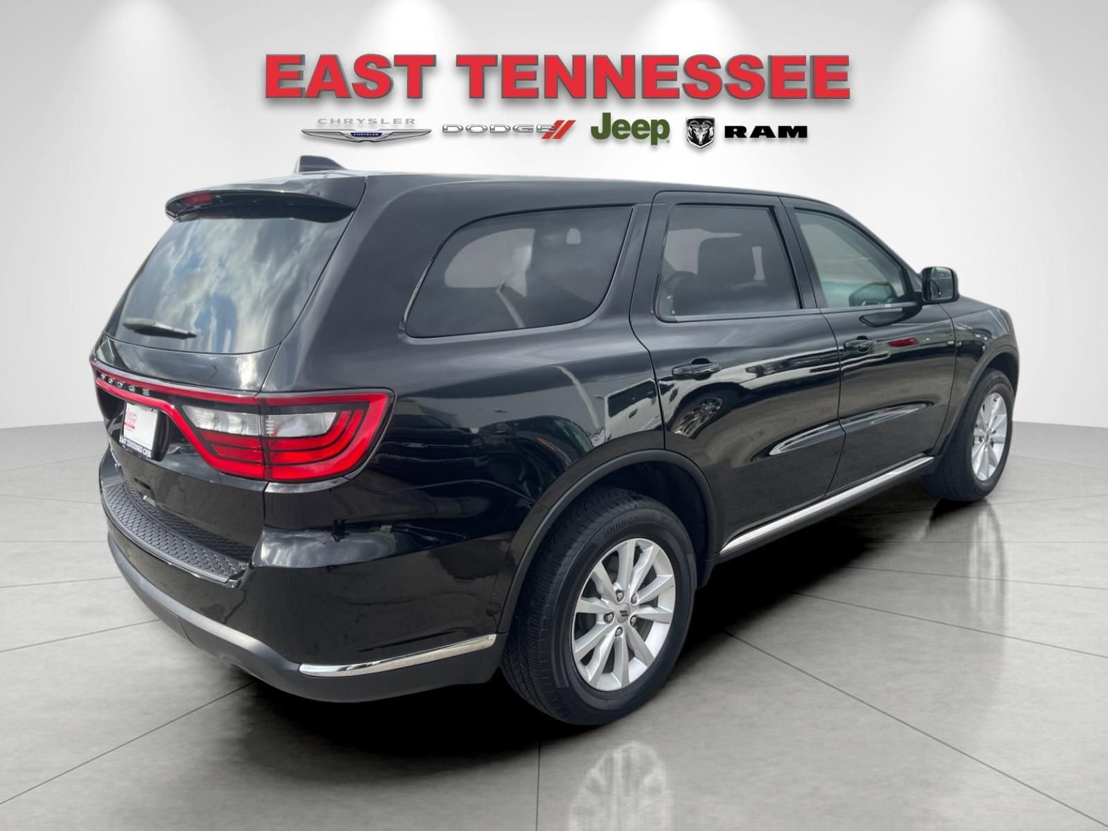 Used 2020 Dodge Durango SXT w/ 3rd Row Seating Group image 3
