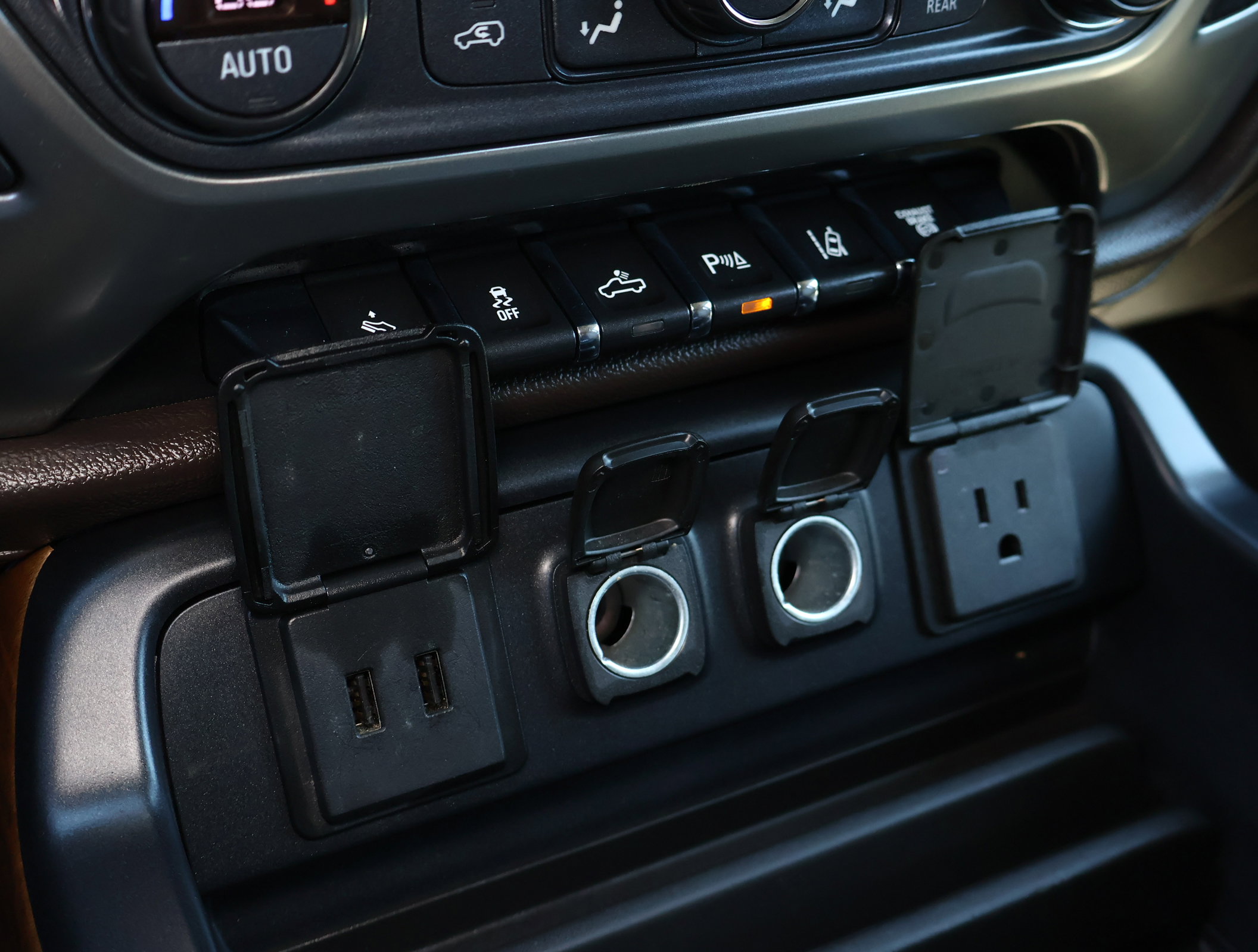 Used 2019 Chevrolet Silverado 2500 LTZ w/ Duramax Plus Package image 21