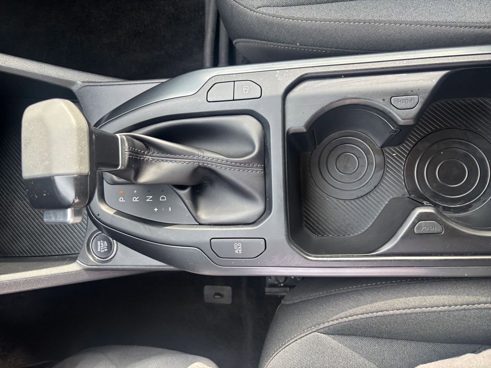 Used 2025 Kia K4 LXS image 40