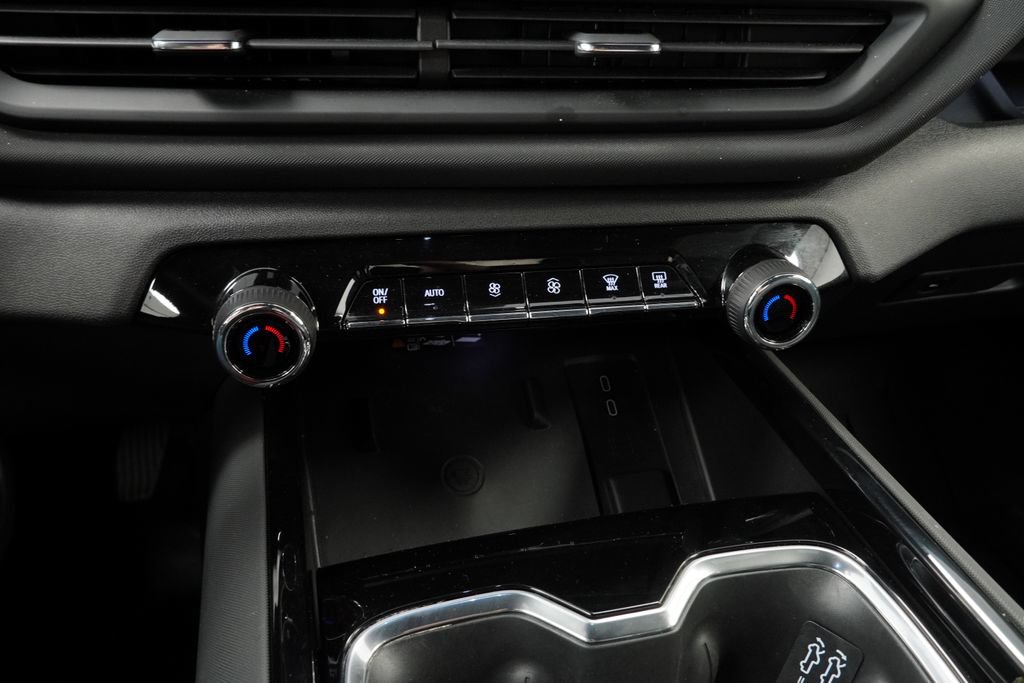 New 2026 Chevrolet Silverado EV LT AWD/4WD image 17