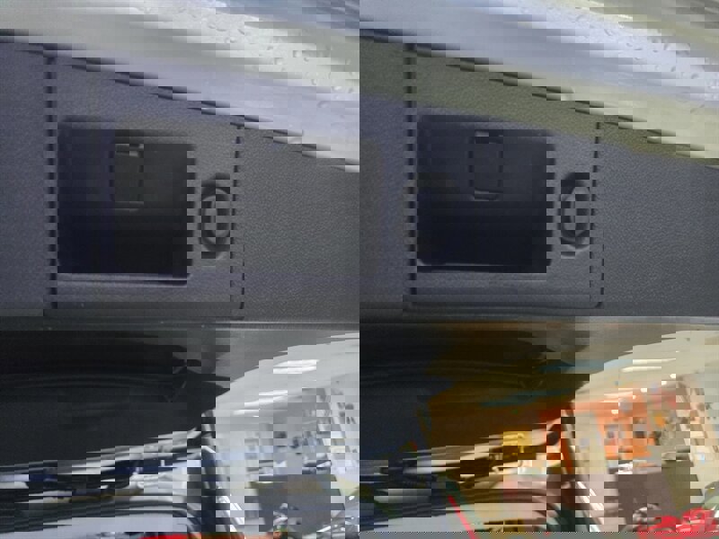 Used 2017 Cadillac Escalade ESV Premium Luxury image 37