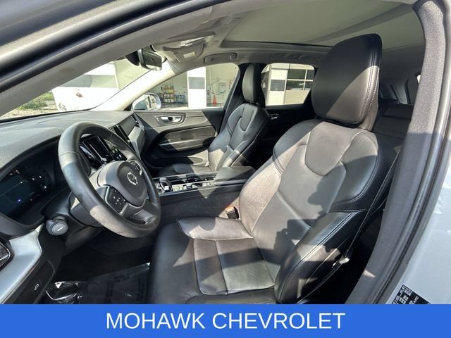 Used 2023 Volvo XC60 B5 Core w/ Climate Package AWD/4WD image 20