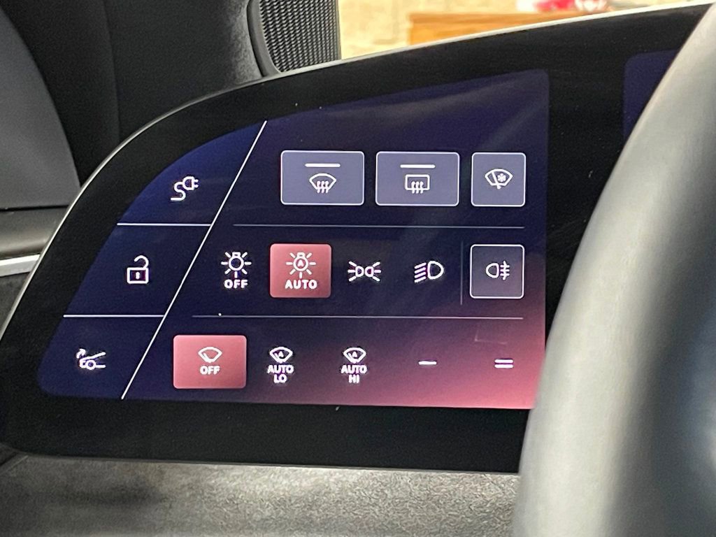 Used 2023 Lucid Air Grand Touring image 33