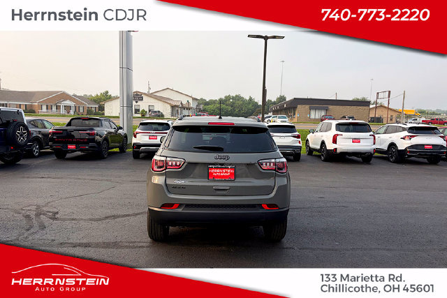 New 2026 Jeep Compass Latitude AWD/4WD image 30
